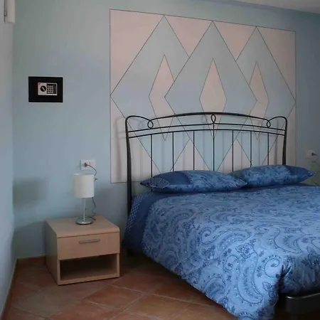 21 3* Cannobio