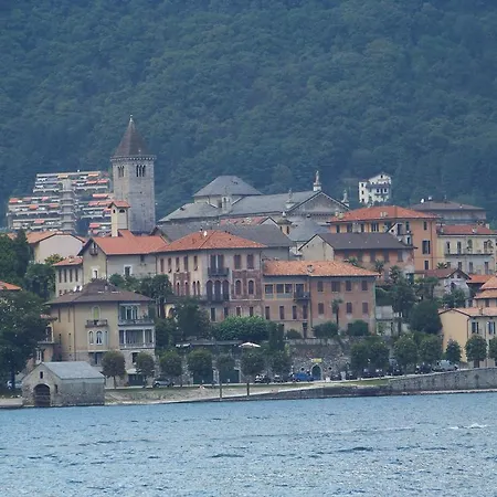 21 Oda ve Kahvaltı Cannobio