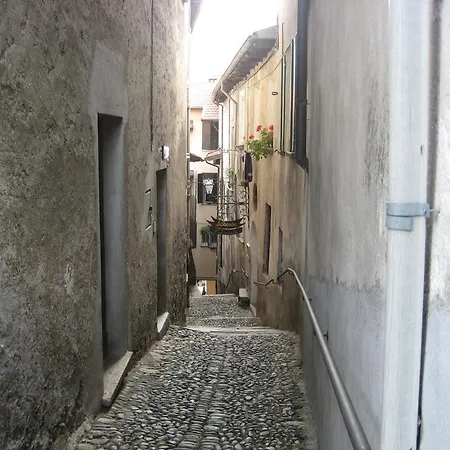 Oda ve Kahvaltı 21 Cannobio