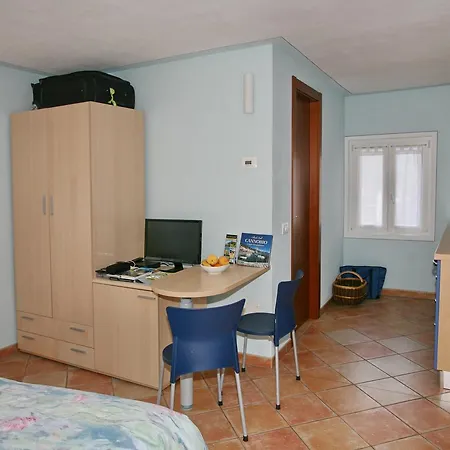 21 3* Cannobio